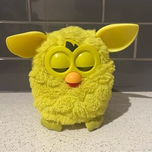 Furby Vintage Yellow Sprite Furby Toy